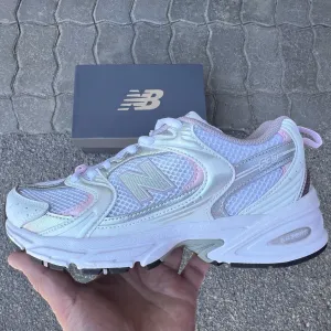 Кросівки жіночі New balance 530 White Silver Pink