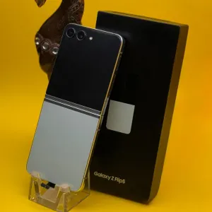 Смартфон Samsung Galaxy Z Flip5 | 8/256GB Mint | Новий стан