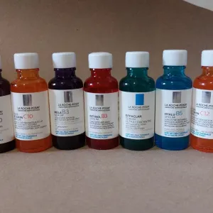 Сироватки La Roche-Posey 2 шт - без піпетки Hyalu, Retinol, Mela, Niacinamide