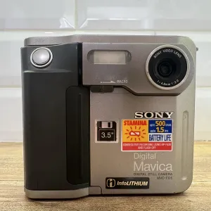 Продам цифровий фотоаппарат Sony MVC-FD5 в гарному стані