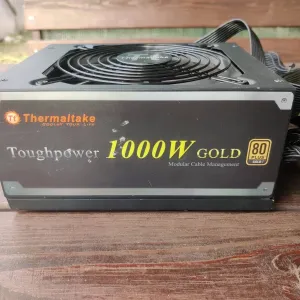 Thermaltake 1000W Gold Мощный полумодульный блок питания