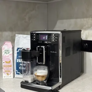Кавомашина Saeco PicoBaristo