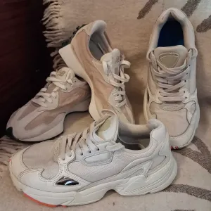 Кросівки жін.NB р.24,Adidas р.24.5