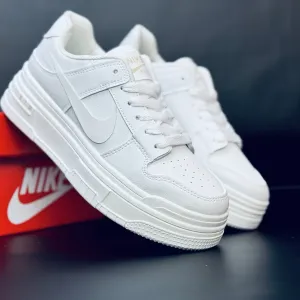 Nike Air Force White кросовки белые женские Найк Форс осень 2026 Топ Білі кросівки жіночі Найк Новинка 2026 Белые кросовки Найк