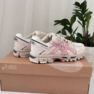 Asics Gel-Kahana 8 Beige/Pink стильні жіночі кросівки асікс гел кахана