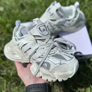 Кроссовки Adidas Vento XLG Runner Deluxe Sail Grey/Core White/Off White /Кросівки Жіночі Венто Dirty White / Silver