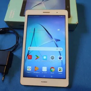 Планшет Huawei 2/16+32GB.
