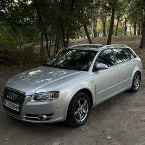Audi A4B7 1.9TDI свіжопригнанна временный учёт