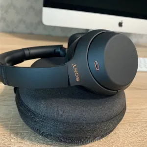 Sony WH-1000XM4 Black як НОВІ, повний комплект