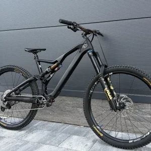 Orbea Rallon M10  R5 Full Carbon XL 29