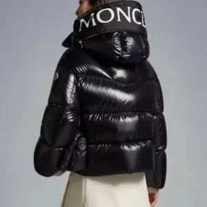 Жіночий зимовий пуховік куртка Moncler