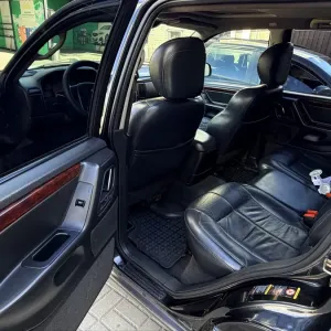 Jeep Grand Cherokke (живий)