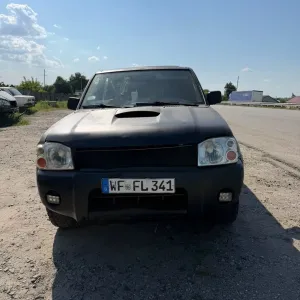 Nissan Navara мотор 2.5 дизель полный привод механик