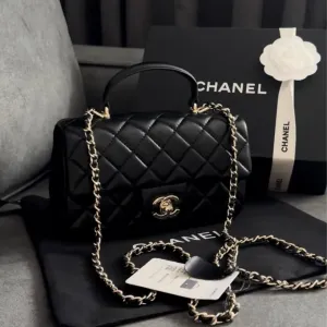 Сумка шкіряна chanel , шанель