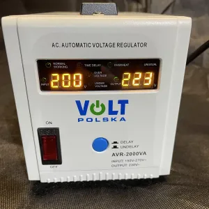 Volt Polska  Стабілізатор напруги AVR 2000 ВА .