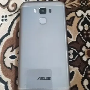 Продам телефон asus zenfone 3 max