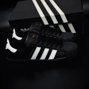 Суперстар адідас жіночі • чорні адідаси • adidas superstar натуральна шкіра • золотисті суперстари • кросовки жіночі підліткові адідас