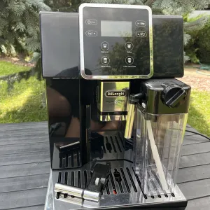 Кавоварка DeLonghi Perfecta EVO з Німеччини в хорошому стані!