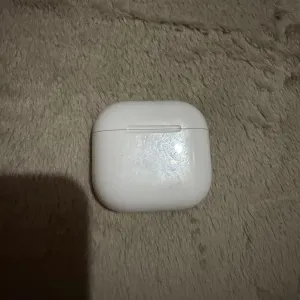 Apple Airpods 4 оригінальні