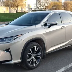 Офіційний Lexus RX 2016