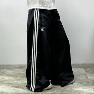 Нові мега широкі Adidas nylon opium balenciaga штани нейлонові адидас archive спортивки Super Baggy trackpants sweatpants rap firebird trackpants