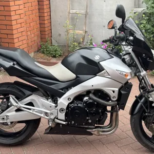 Suzuki GSR400 Сузуки з Японії