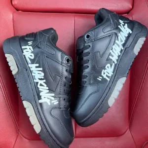 (БЕЗ ПЕРЕДОПЛАТИ) Off-White "Out Of Office" All Black офф вайт аут оф оффіс повністю чорні шкіряні кросівки з фірмовою стрілкою та тисненим логотипом