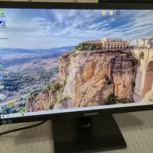 Монітори Samsung S22E200B, S22C300B, VGA/DVI, 2016 рік. LED, TN+film Full HD 1920×1080