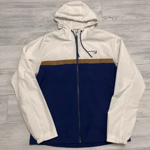 Вітровка New balance