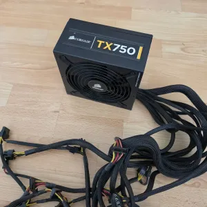 750W Corsair 2 по(8+8)video Якісний брендовий Блок живлення Стан гарний