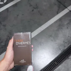 Духи  Terre D’Hermes