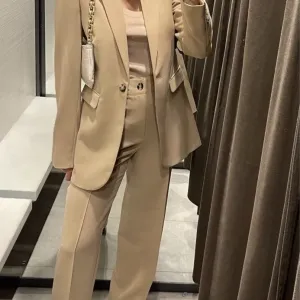 Піджак жакет брюки бежевий Zara