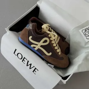 LOEWE ballet runner всі кольори і розміри. В наявності. Є олх і накладний. Преміум модель.