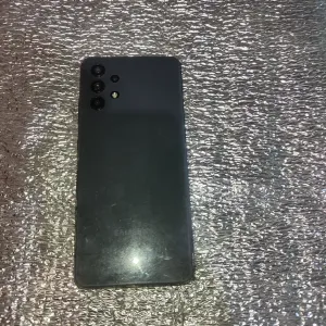 Продам  Samsung Galaxy A325f на запчастини або відновлення