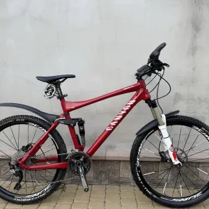 Двохпідвіс Canyon Merve XC RockShok Fox