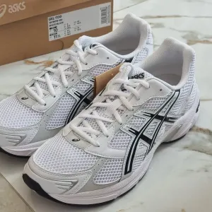 Оригінал 100% кросівки asics gel-1130   euro  43.5 / 44