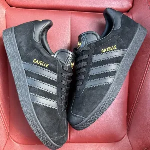 (БЕЗ ПЕРЕДОПЛАТИ) Adidas Gazelle All Black адідас газелі повністю чорні замшеві кросівки з чорною підошвою