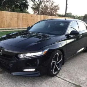 Автомобіль HONDA ACCORD 2018 року з США