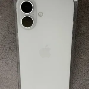 Apple iPhone 16 WHITE 128Gb ЯК НЕВЕРЛОК АКБ 100%