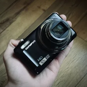 Olympus VR-310 Цифровий Вінтажний Фотоапарат Мильниця Y2K