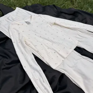 Піжама H&M, в квіточку