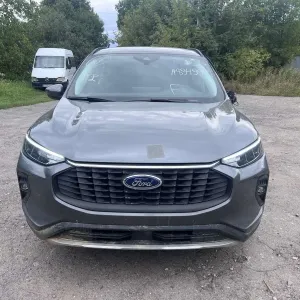 Ford Escape plug-in-hybrid 2024