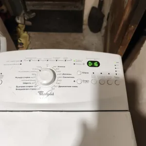Стиральная машина Whirlpool  5.5  кг