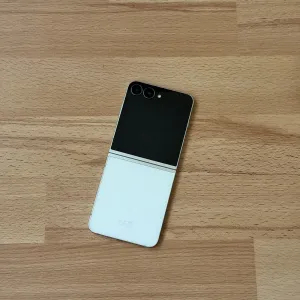 Samsung Flip 7 FE 8/256 White