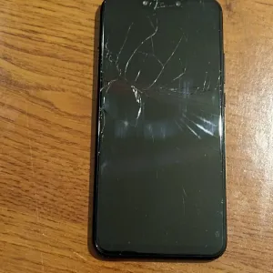 Продам телефон huawei mate 20 lite