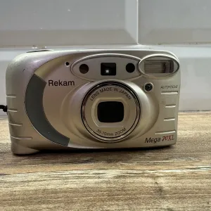 Продам пленочний фотоаппарат Rekam Mega 70XL з автофокусом