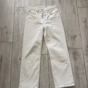 Джинси  H&M Massimo Dutti