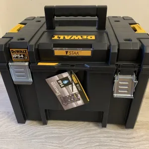 Ящик TSTAK 2.0 DeWALT DWST83346-1  В наявності