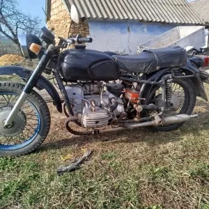 Днепр 11 на полном  ходу.