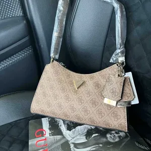 Сумка сумки кроссбоді Guess оригінал